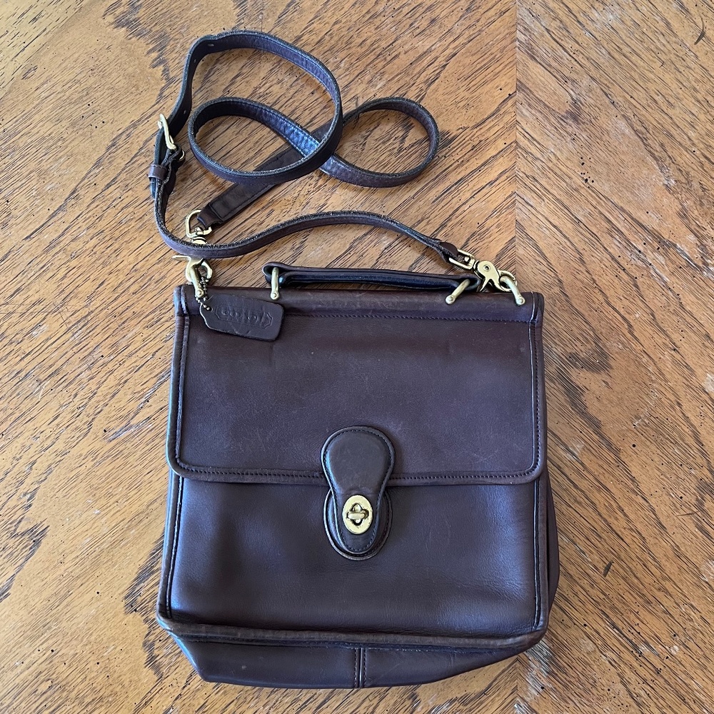 Vintage Coach 9927 Bag Mahogany Brown Leather with Gold Turnlock Hardware